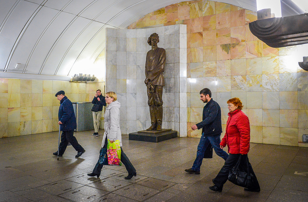 На чеховской метро