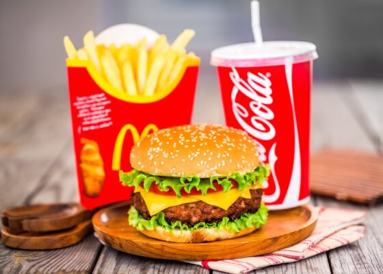 Бренд новый, меню привычное: власти Москвы поддержали «импортозамещенный» McDonald’s