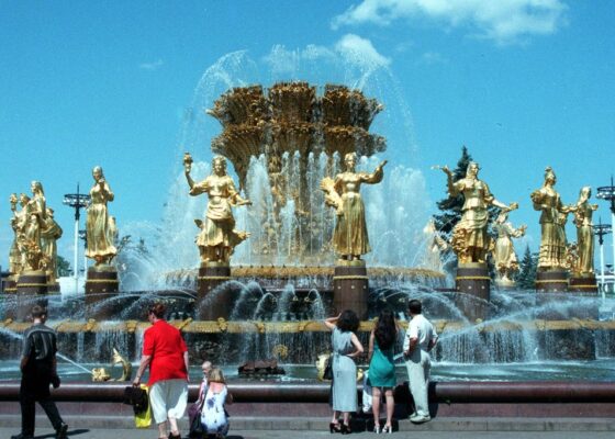 Рассказываем интересные факты из истории фонтана «Дружба народов»