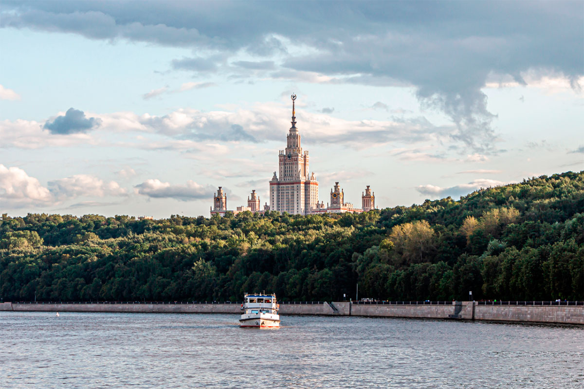 Москва река в Москве Момост