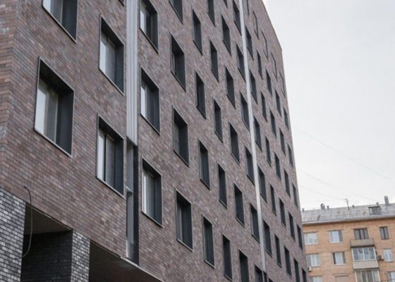 В Красносельском районе новостройка по программе реновации готова на 85 %