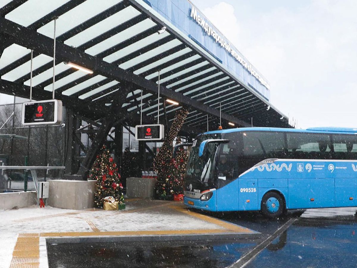 Билеты москва красногвардейская новомосковск. Московский автовокзал. Автовокзал Красногвардейский Москва. Транспортная инфраструктура Москвы. Автовокзал на Красногвардейской Москва фото.